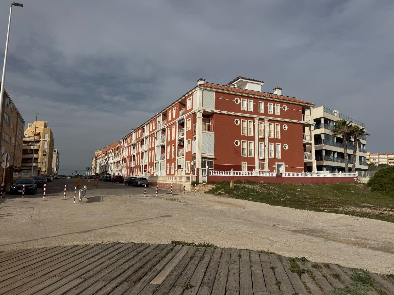 2 slaapkamer Penthouse te koop in La Mata met zwembad - € 180.000 (Ref: 9386460)