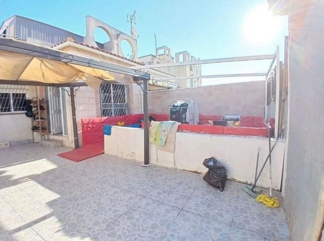 1 quarto Bungalow para venda em El Chaparral - La Siesta - La Torreta, Torrevieja - 109 990 € (Ref: 9386461)