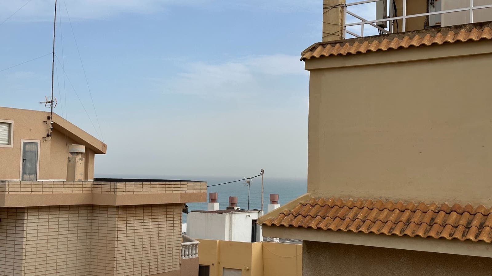 Apartamento de 2 habitaciones en Guardamar del Segura en venta con garaje - 199.000 € (Ref: 9388621)