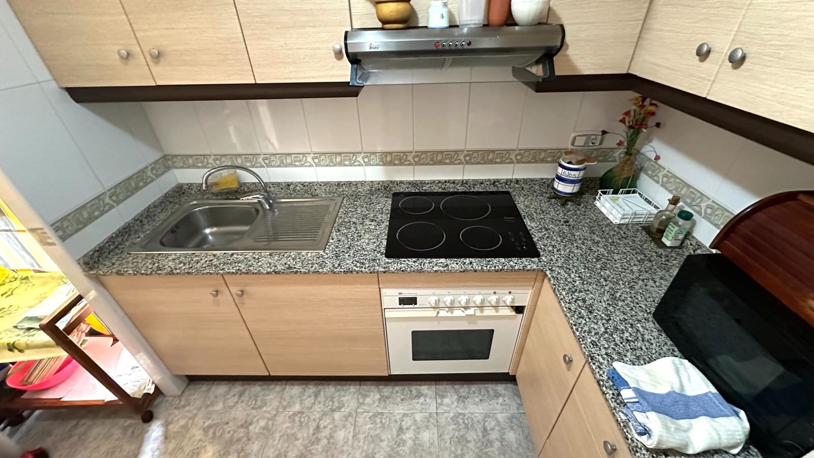 Apartamento de 2 habitaciones en Guardamar del Segura en venta con garaje - 199.000 € (Ref: 9388621)