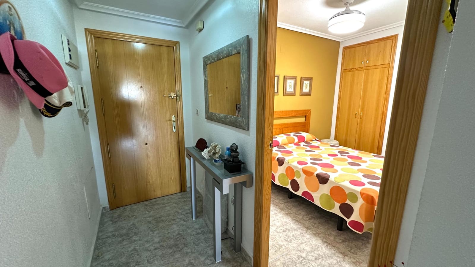 Apartamento de 2 habitaciones en Guardamar del Segura en venta con garaje - 199.000 € (Ref: 9388621)