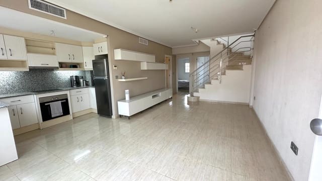 3 soveværelse Bungalow til salg i El Raso, Guardamar del Segura med swimmingpool - € 210.000 (Ref: 9436537)