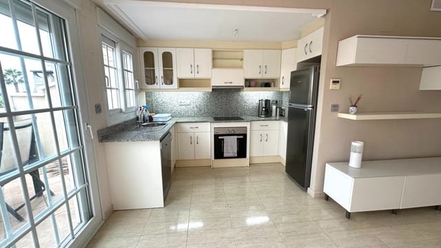 3 soveværelse Bungalow til salg i El Raso, Guardamar del Segura med swimmingpool - € 210.000 (Ref: 9436537)