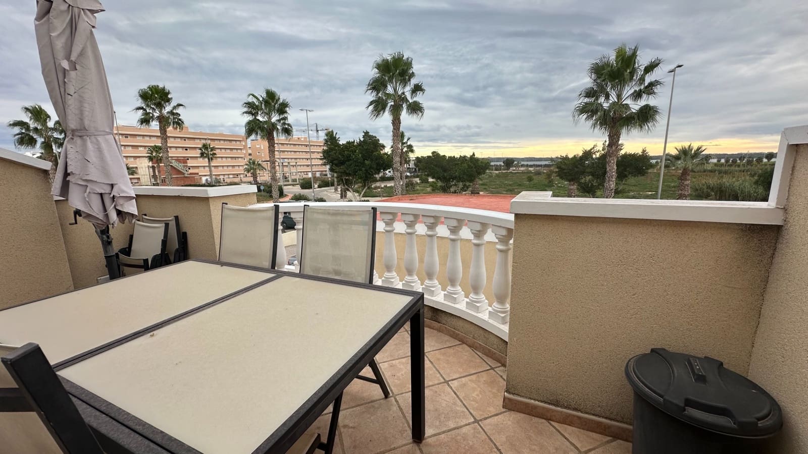 3 slaapkamer Bungalow te koop in El Raso met zwembad - € 210.000 (Ref: 9436537)