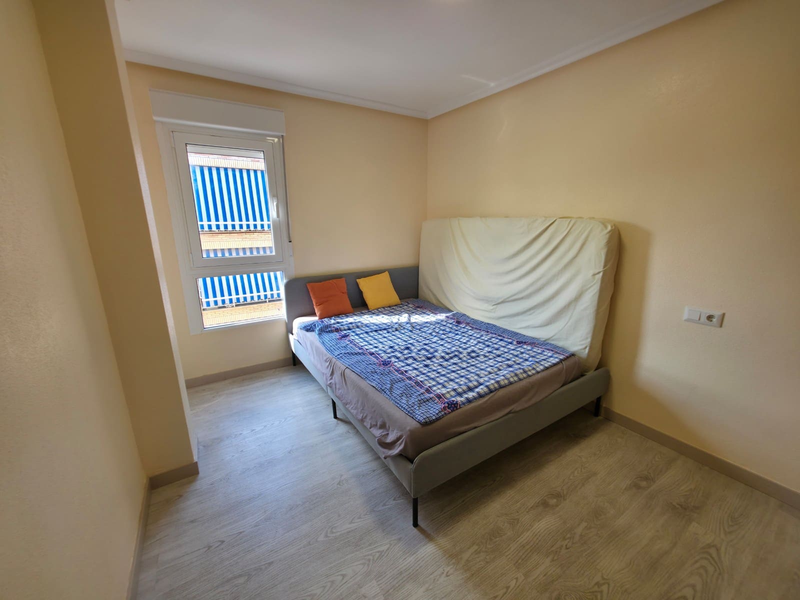 Apartamento de 3 habitaciones en Guardamar del Segura en venta - 159.900 € (Ref: 9438782)