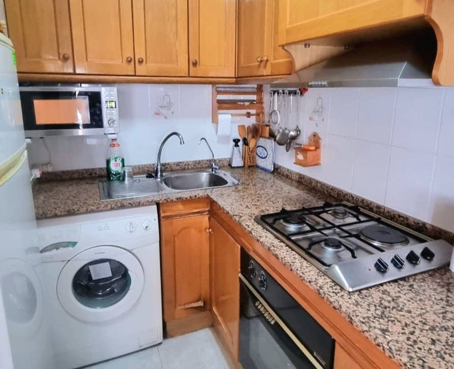 2 makuuhuone Huoneisto myytävänä paikassa Torrevieja - 135 000 € (Ref: 9447090)