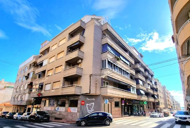 2 makuuhuone Huoneisto myytävänä paikassa Avenida Habaneras - Curva de Palangre, Torrevieja - 135 000 € (Ref: 9447090)