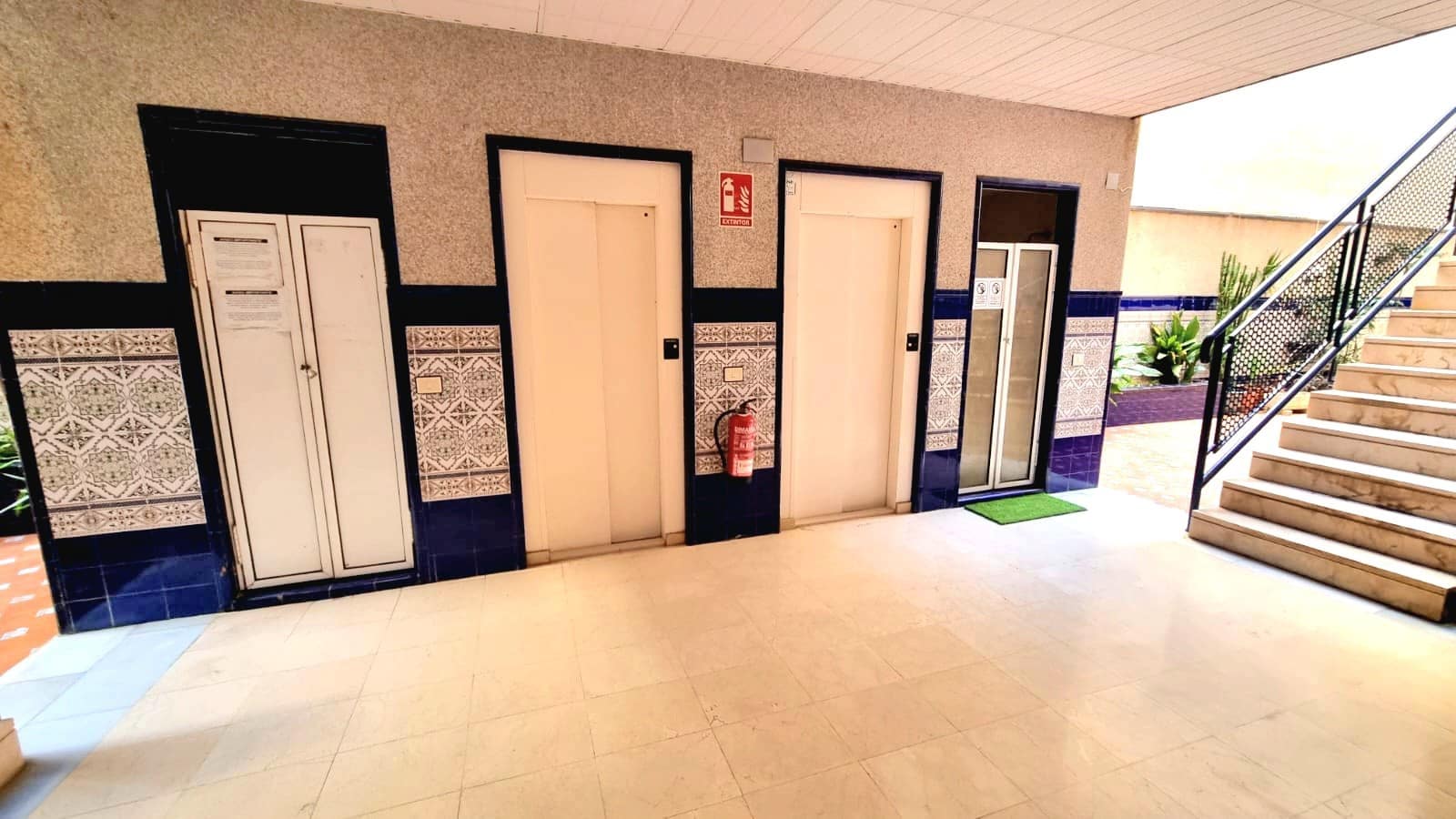 2 makuuhuone Huoneisto myytävänä paikassa Torrevieja - 135 000 € (Ref: 9447090)