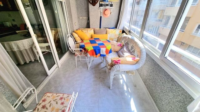 2 makuuhuone Huoneisto myytävänä paikassa Avenida Habaneras - Curva de Palangre, Torrevieja - 135 000 € (Ref: 9447090)
