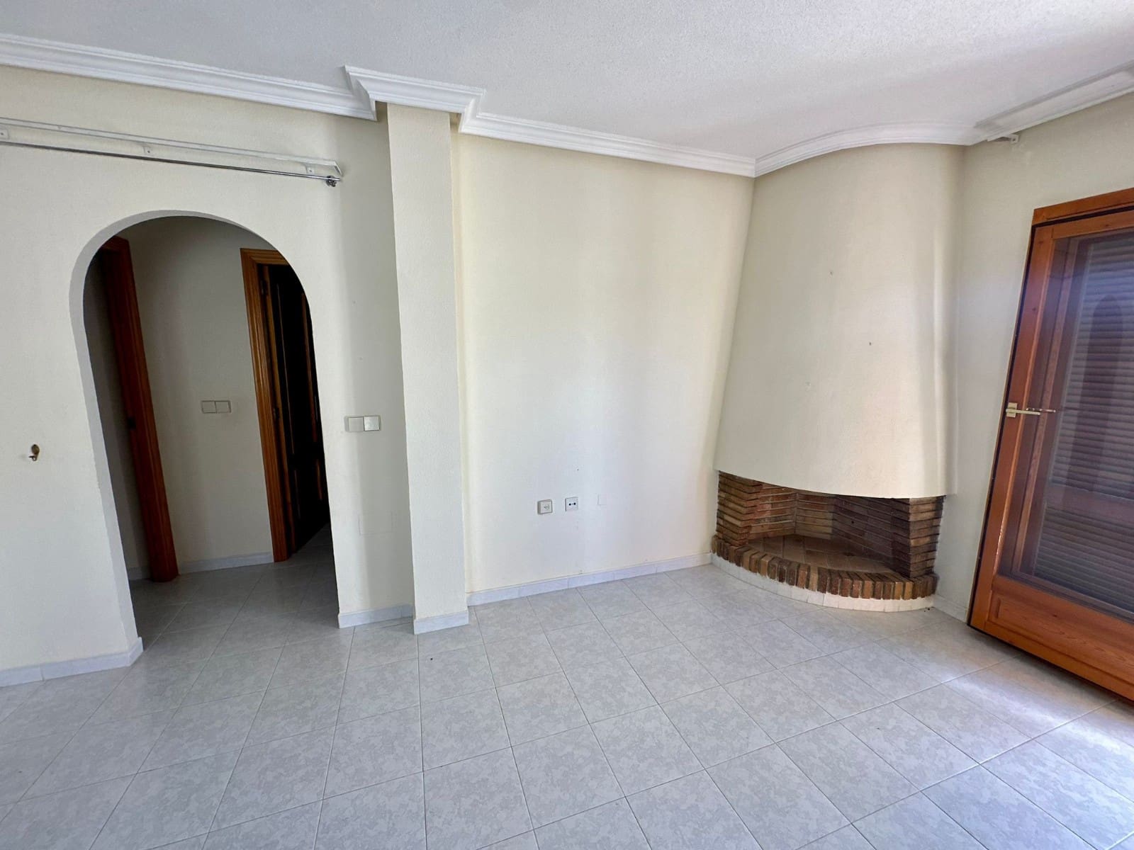 Bungalow de 2 chambres à louer à Guardamar del Segura - 600 € (Ref: 9449647)