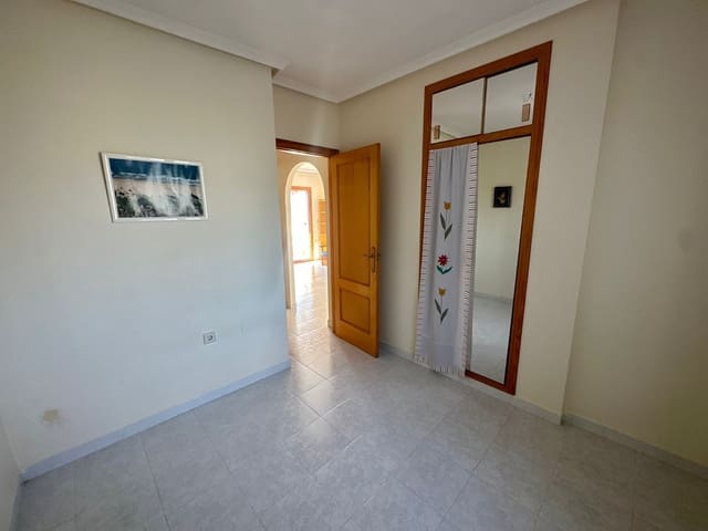 Bungalow de 2 habitaciones en El Moncayo, Guardamar del Segura en alquiler - 600 € (Ref: 9449647)