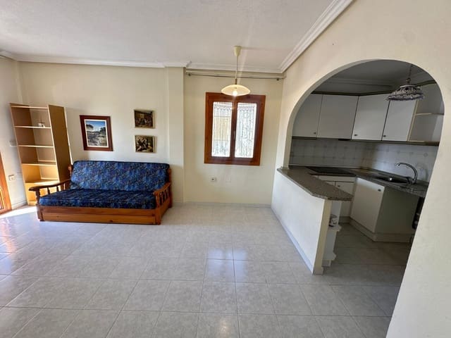Bungalow de 2 habitaciones en El Moncayo, Guardamar del Segura en alquiler - 600 € (Ref: 9449647)