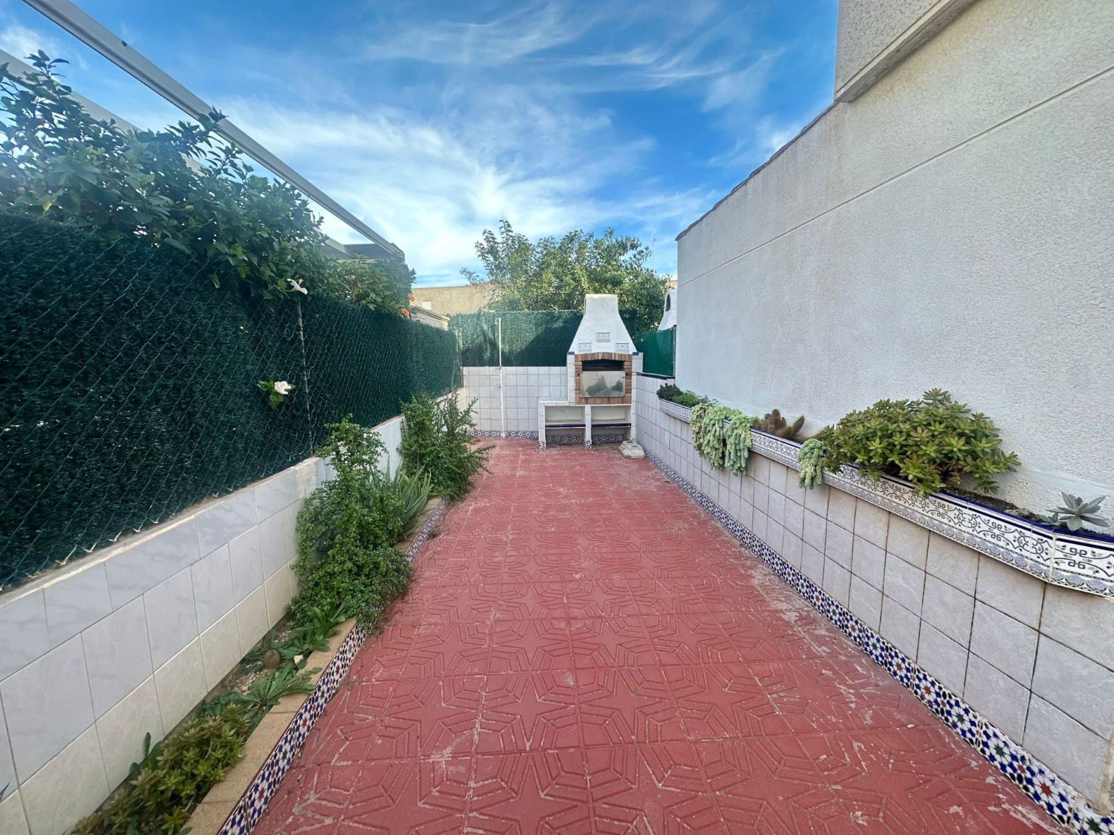 Bungalow de 2 chambres à louer à Guardamar del Segura - 600 € (Ref: 9449647)