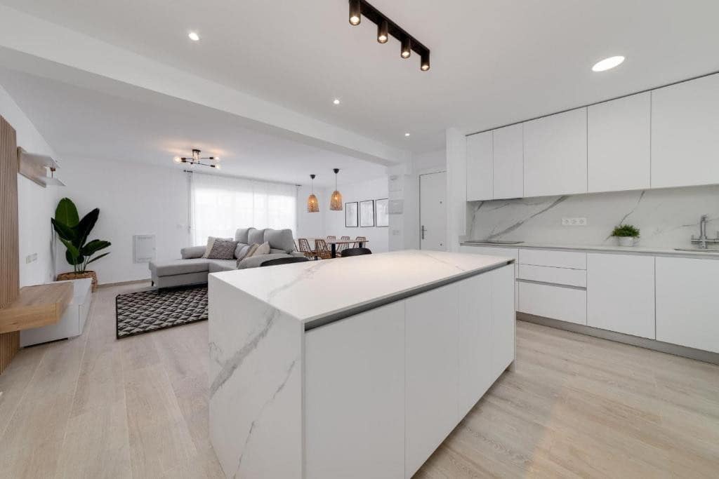 3 makuuhuone Huoneisto myytävänä paikassa Torrevieja - 249 900 € (Ref: 9499955)