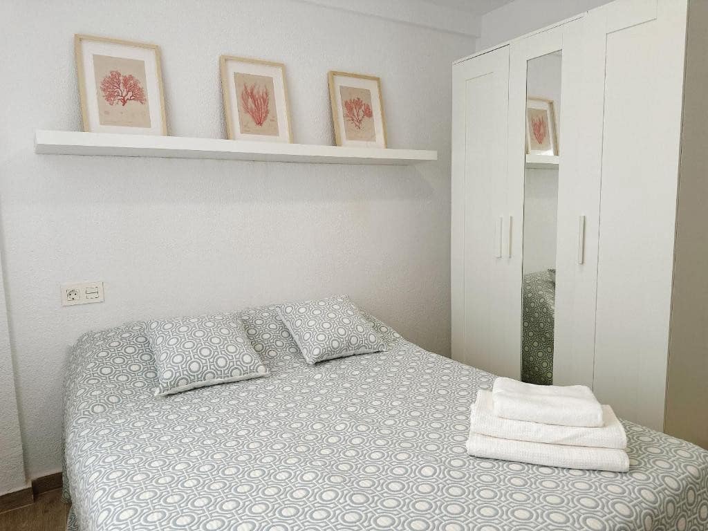 3 makuuhuone Huoneisto myytävänä paikassa Torrevieja - 249 900 € (Ref: 9499955)