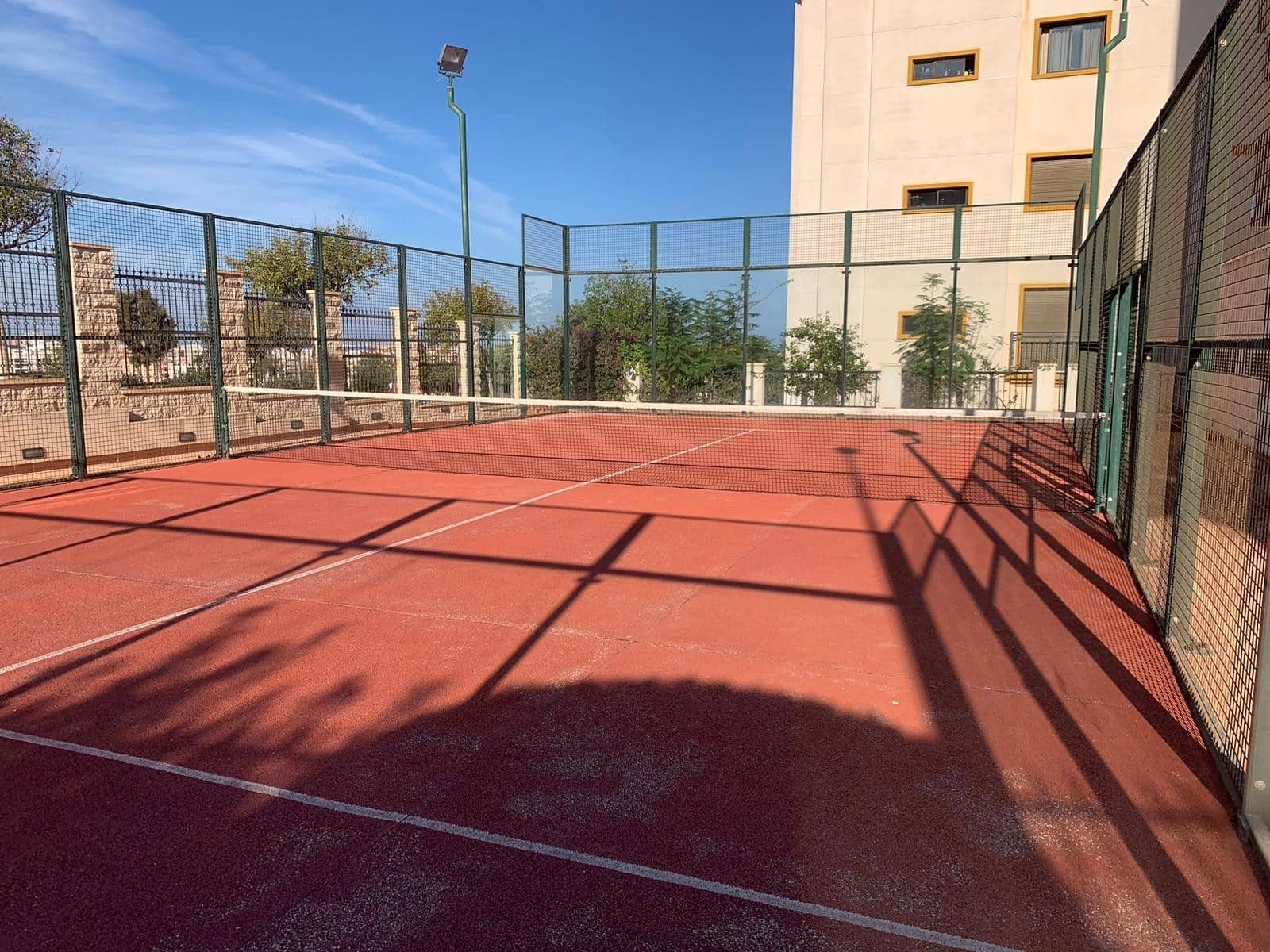 2 sypialnia Penthouse na sprzedaż w Guardamar del Segura z basenem - 470 000 € (Ref: 9528972)