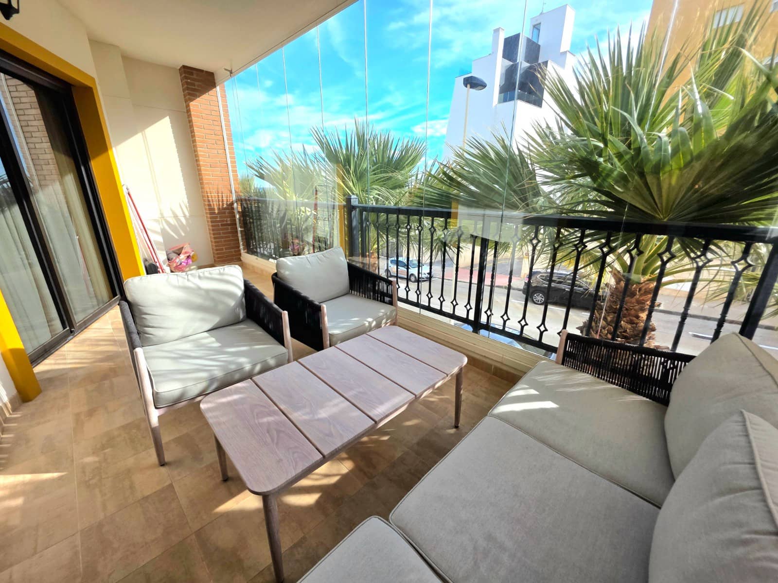 2 quarto Apartamento para venda em Guardamar del Segura com piscina - 299 000 € (Ref: 9536310)