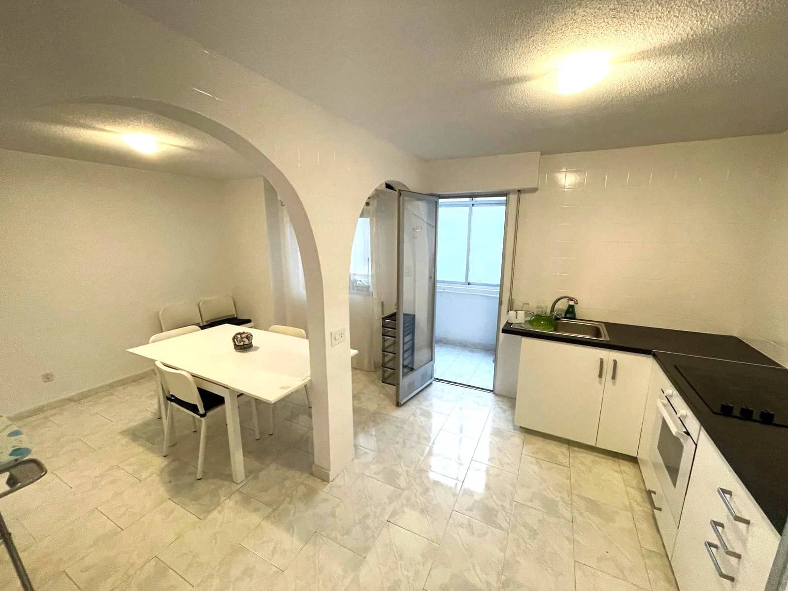 Apartamento de 3 habitaciones en Torrevieja en venta - 199.990 € (Ref: 9547406)