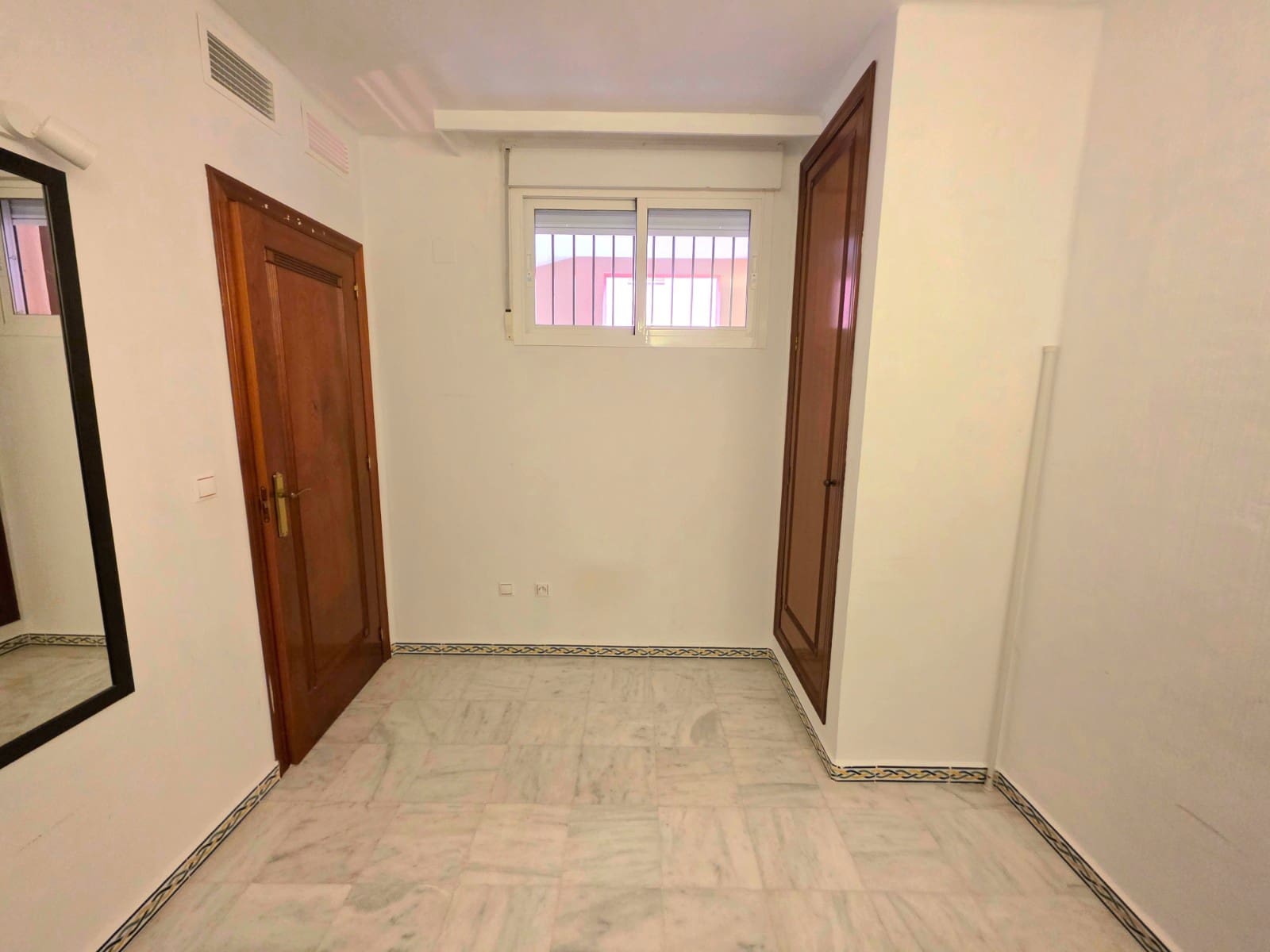 2 soverom Leilighet til salgs i Torrevieja med svømmebasseng - € 269 990 (Ref: 9548678)