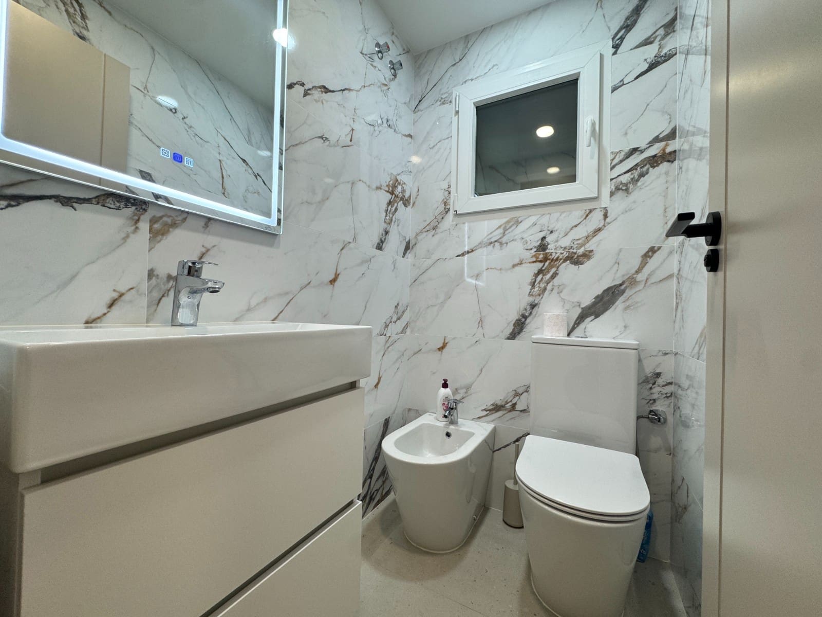 1 soveværelse Lejlighed til salg i Guardamar del Segura - € 194.000 (Ref: 9571799)