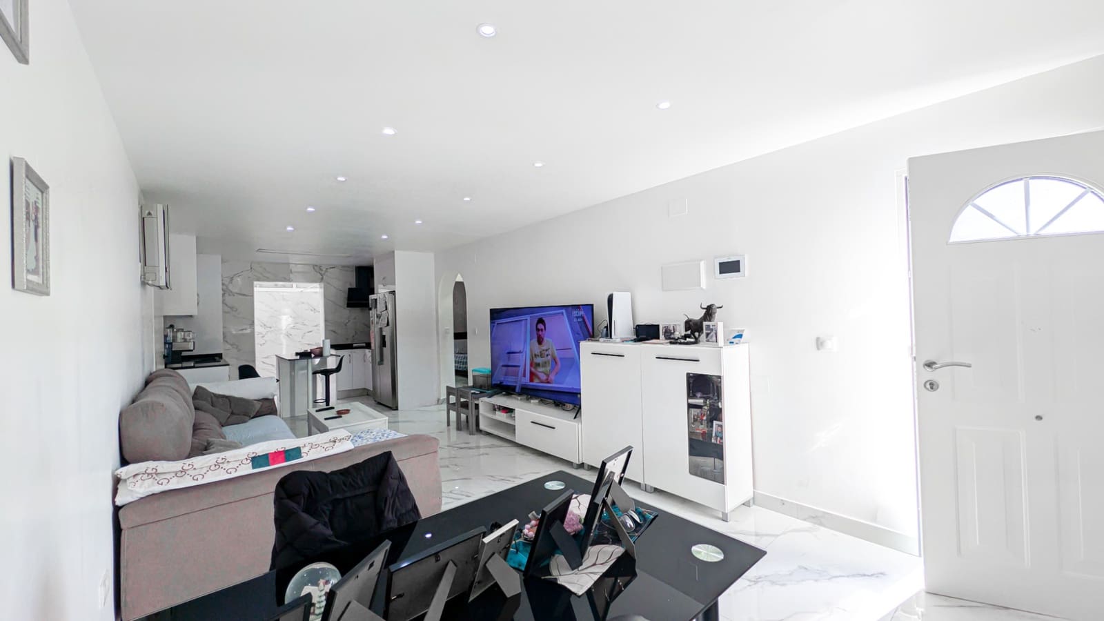 3 sovrum Radhus till salu i Torrevieja med pool - 171 990 € (Ref: 9665346)