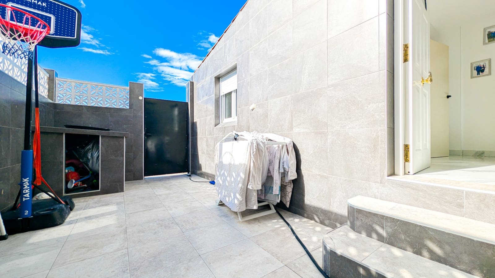 3 sovrum Radhus till salu i Torrevieja med pool - 171 990 € (Ref: 9665346)