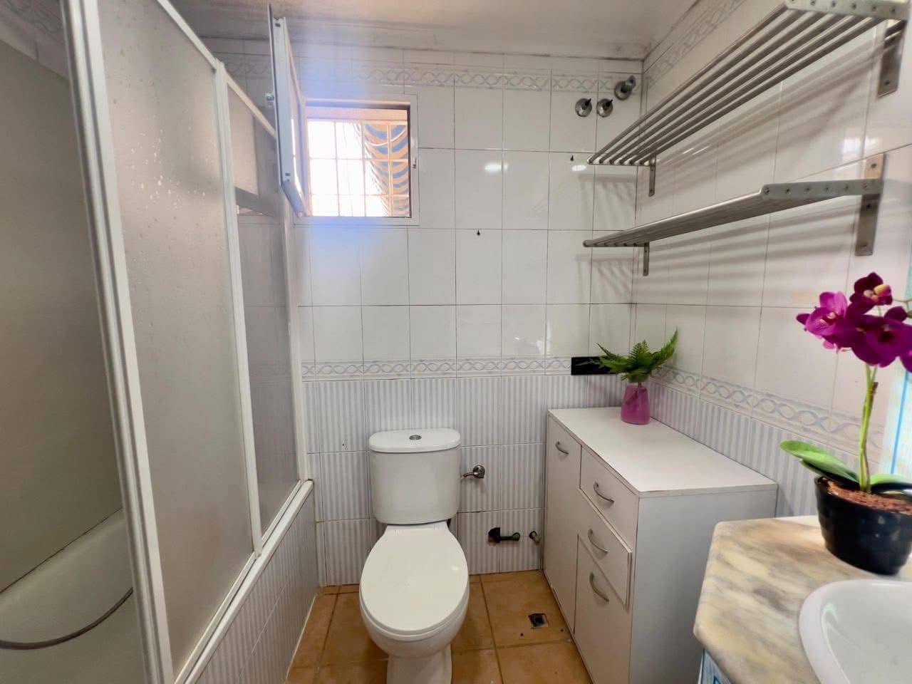 4 bedroom Semi-detached Villa for sale in Aguas Nuevas with pool - € 159,500 (Ref: 9716568)