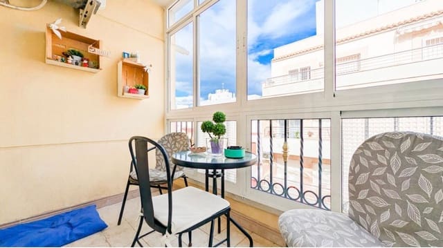 Apartamento de 3 habitaciones en Centro - Muelle Pesquero, Torrevieja en venta - 162.500 € (Ref: 9716569)