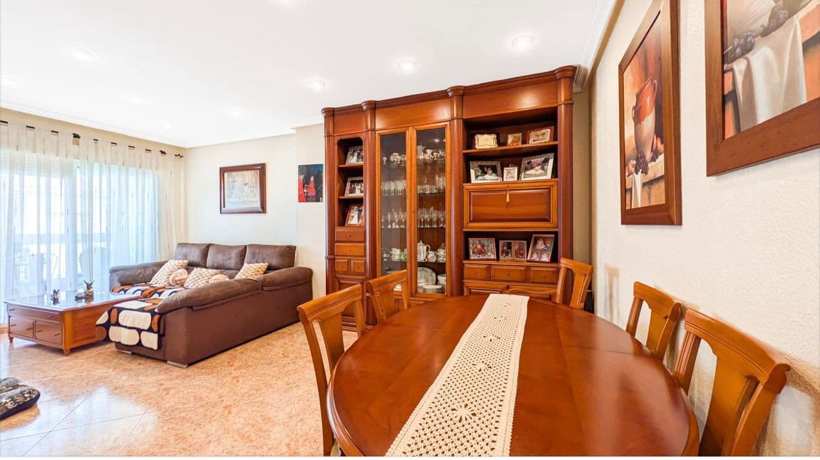 3 Zimmer Apartment zu verkaufen in Torrevieja - 162.500 € (Ref: 9716569)