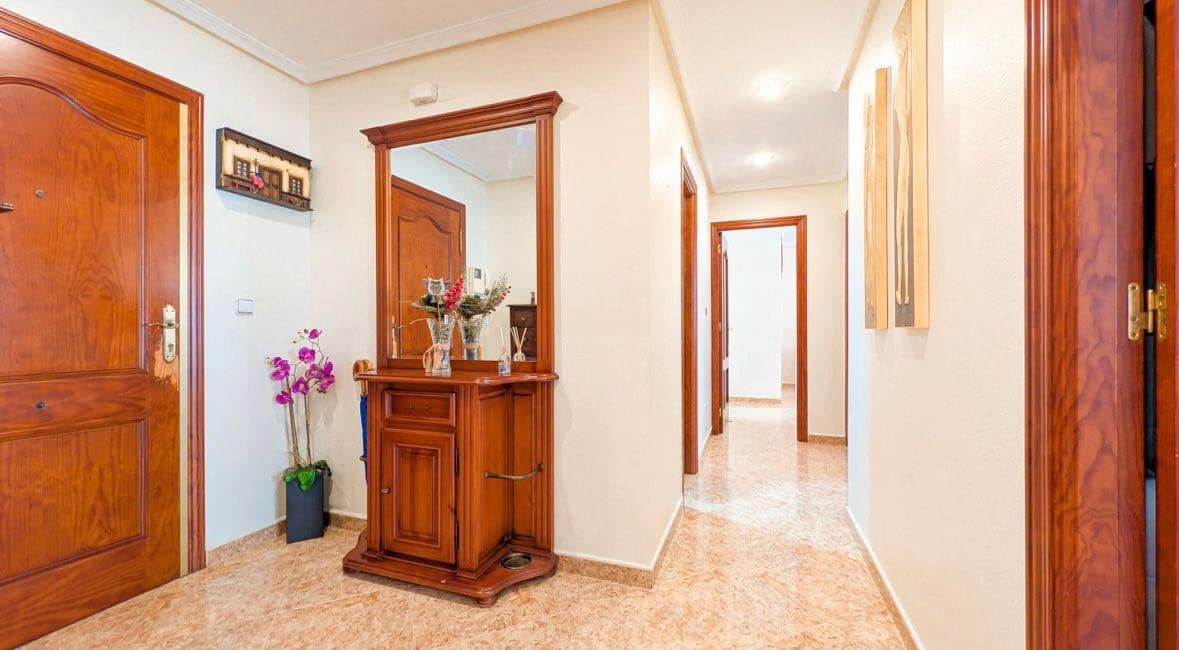 3 Zimmer Apartment zu verkaufen in Torrevieja - 162.500 € (Ref: 9716569)