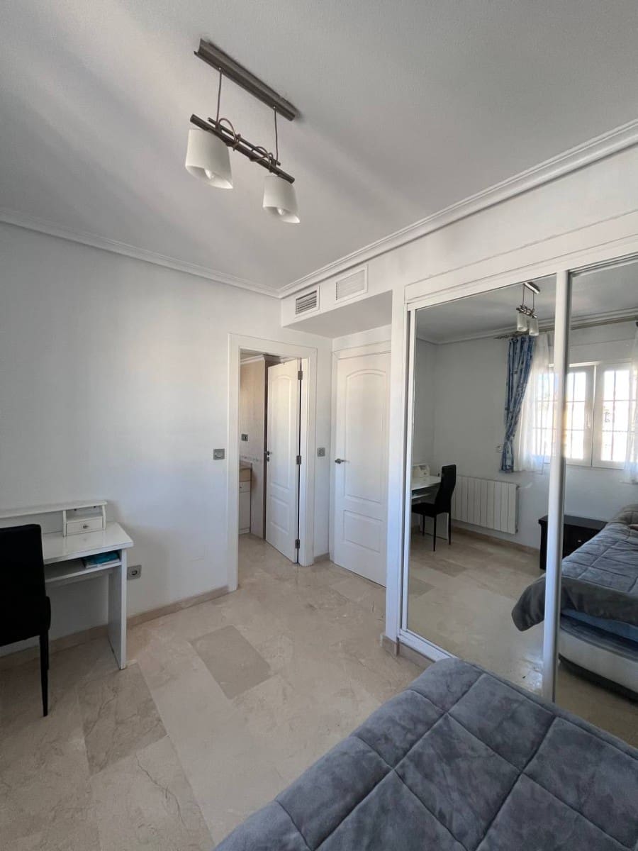 3 camera da letto Villetta a Schiera in vendita in El Raso con piscina - 270.000 € (Rif: 9720519)