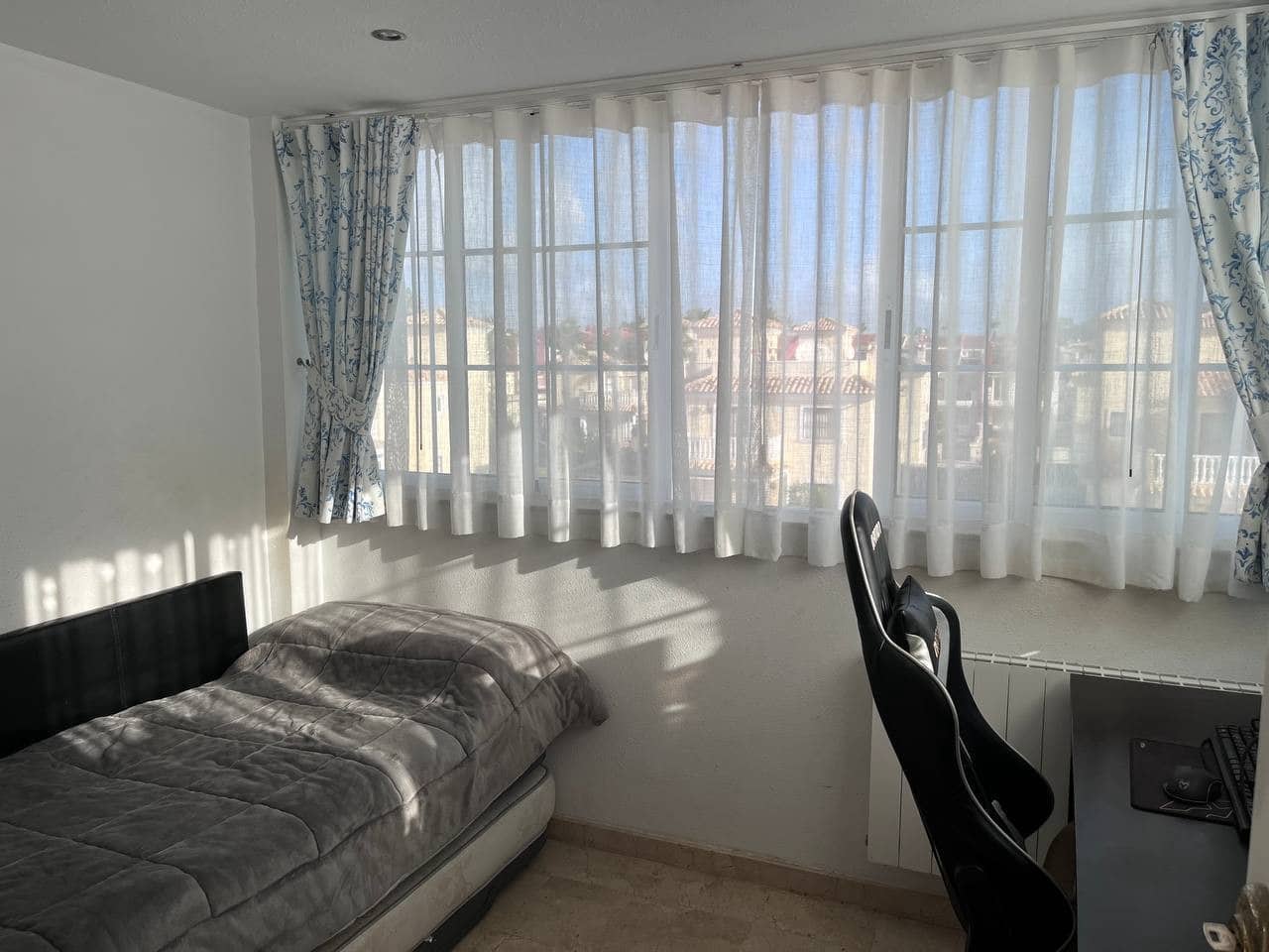 3 camera da letto Villetta a Schiera in vendita in El Raso con piscina - 270.000 € (Rif: 9720519)