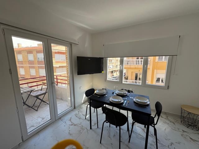 2 quarto Apartamento para venda em Centro, Torrevieja - 220 000 € (Ref: 9737338)