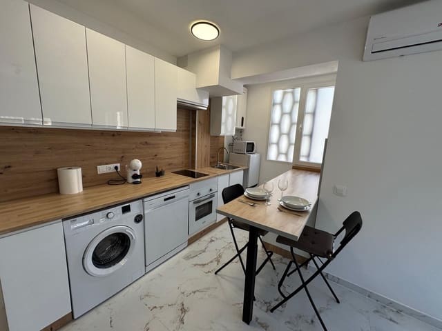 2 quarto Apartamento para venda em Centro, Torrevieja - 220 000 € (Ref: 9737338)