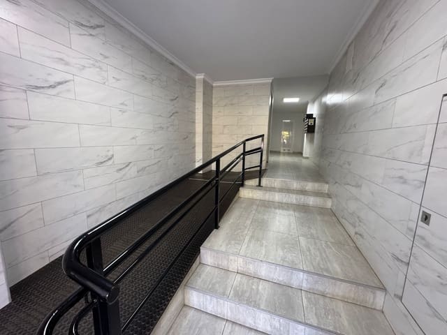 Ático de 3 habitaciones en Playa del Acequión, Torrevieja en venta - 270.000 € (Ref: 9739109)