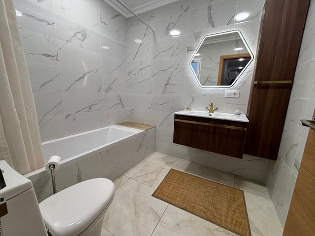 4 sypialnia Apartament na sprzedaż w Centro Urbano, Dénia - 340 000 € (Ref: 9807348)