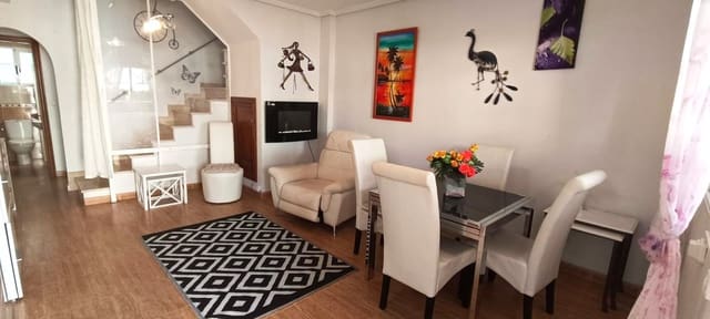 2 quarto Moradia em Banda para venda em La Zenia, Orihuela com piscina - 176 000 € (Ref: 9808937)