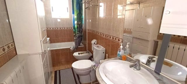 2 quarto Moradia em Banda para venda em La Zenia, Orihuela com piscina - 176 000 € (Ref: 9808937)