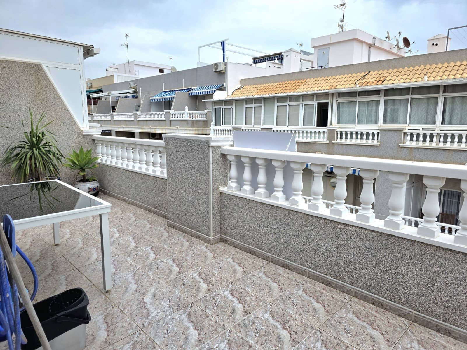 Ático de 3 habitaciones en Torrevieja en venta - 190.000 € (Ref: 9833053)