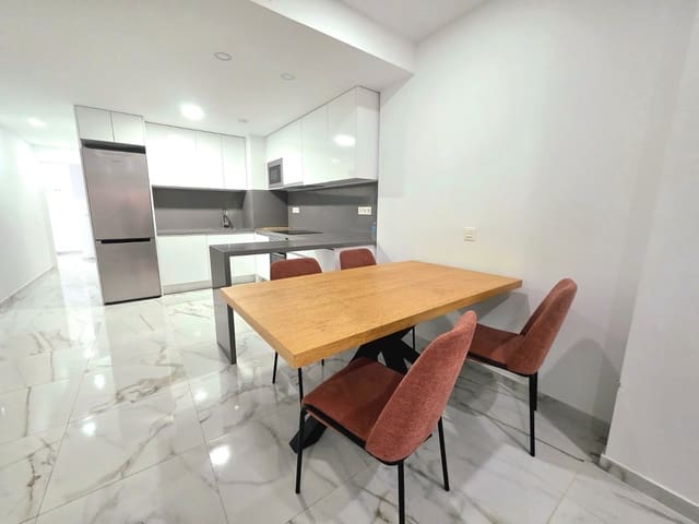2 Zimmer Apartment zu verkaufen in Torrevieja mit Pool - 300.000 € (Ref: 9833054)