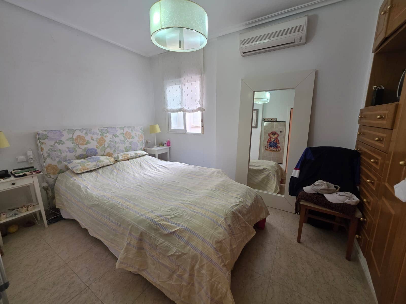 Ático de 2 habitaciones en Guardamar del Segura en venta - 235.000 € (Ref: 9872775)