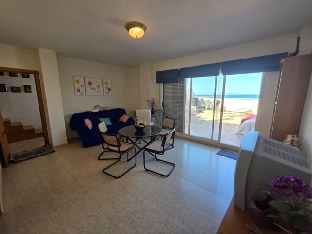 Ático de 2 habitaciones en Guardamar del Segura en venta - 235.000 € (Ref: 9872775)