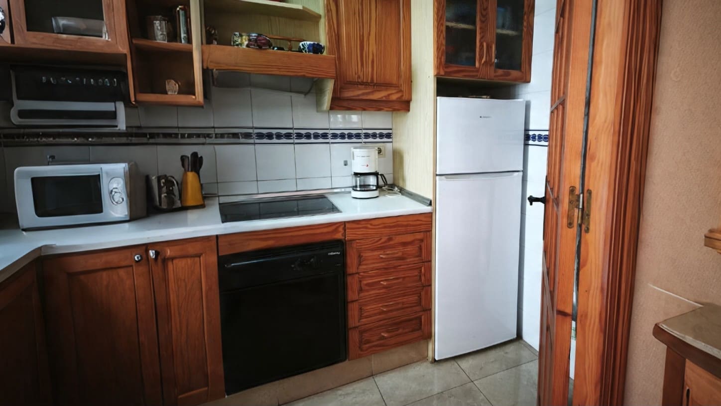 2 bedroom Apartment for sale in Guardamar del Segura with pool - € 189,900 (Ref: 9891363)