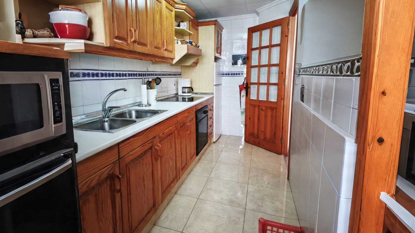 2 bedroom Apartment for sale in Guardamar del Segura with pool - € 189,900 (Ref: 9891363)
