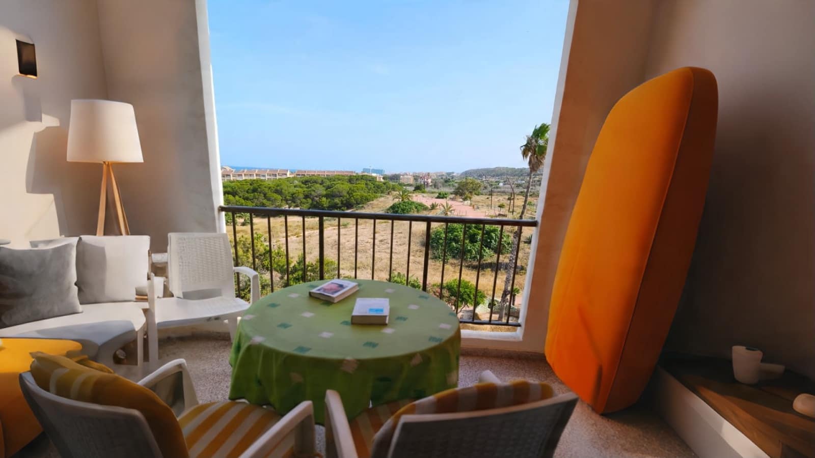 2 bedroom Apartment for sale in Guardamar del Segura with pool - € 189,900 (Ref: 9891363)