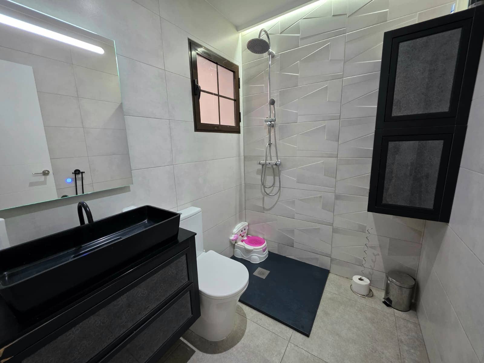 4 slaapkamer Villa te koop in Torrevieja met zwembad - € 299.000 (Ref: 9909784)