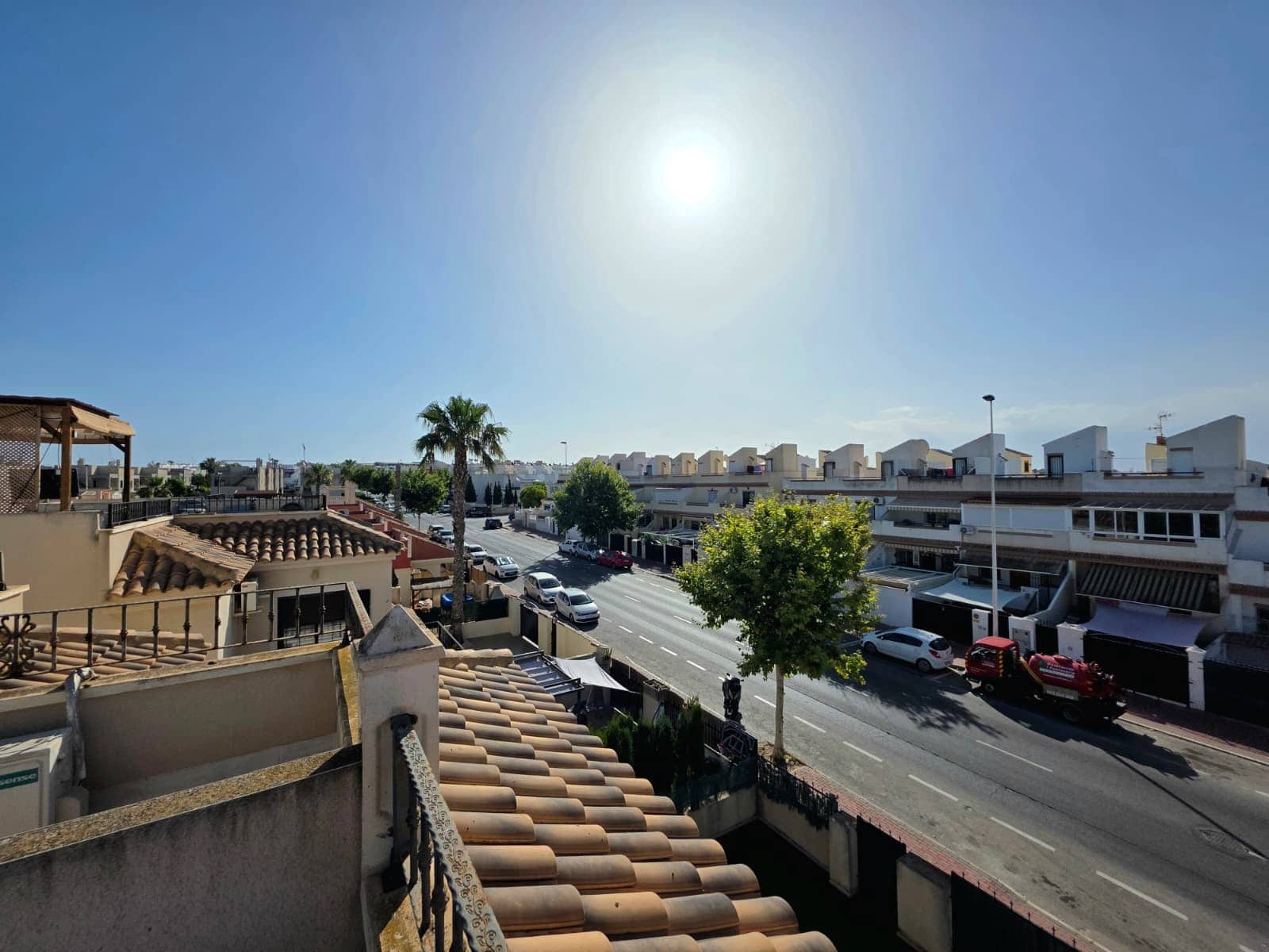 4 slaapkamer Villa te koop in Torrevieja met zwembad - € 299.000 (Ref: 9909784)