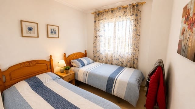 2 Zimmer Apartment zu verkaufen in Puerto Deportivo, Guardamar del Segura mit Pool - 174.900 € (Ref: 9911788)