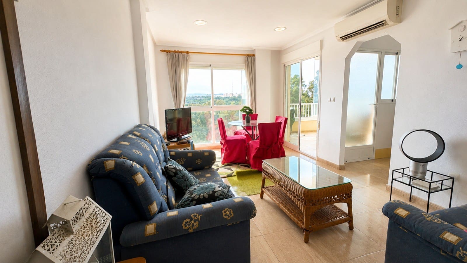 2 Zimmer Apartment zu verkaufen in Guardamar del Segura mit Pool - 174.900 € (Ref: 9911788)