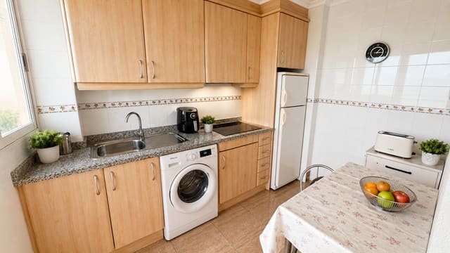2 Zimmer Apartment zu verkaufen in Puerto Deportivo, Guardamar del Segura mit Pool - 174.900 € (Ref: 9911788)